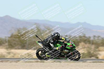 media/Dec-01-2025-Moto Forza (Mon) [[2daa91e15f]]/2-Intermediate Group/Session 3 (Turn 7 Inside Pans)/